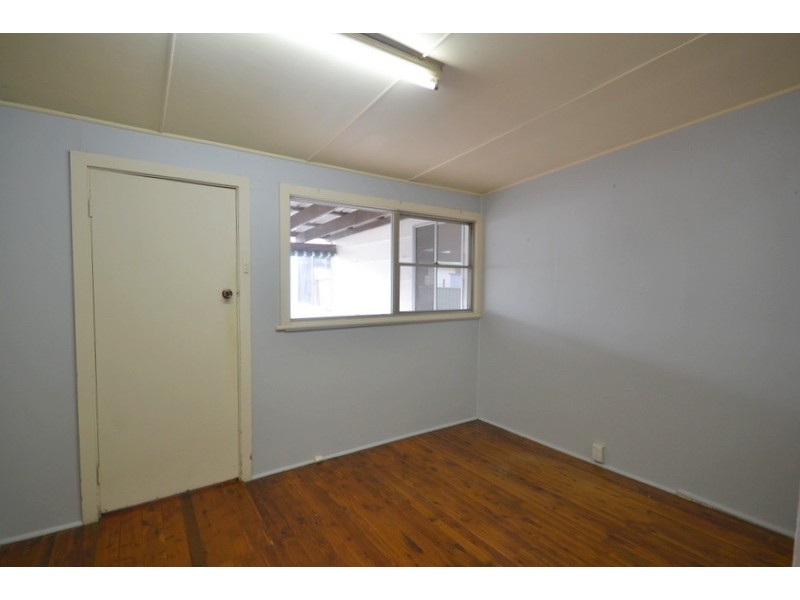 51 Barrenjoey Road, Ettalong Beach NSW 2257