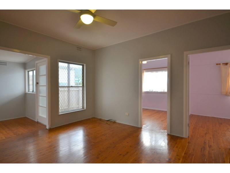 51 Barrenjoey Road, Ettalong Beach NSW 2257