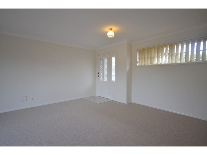 2/25 Beach Street, Ettalong Beach NSW 2257