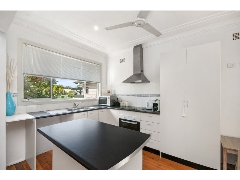 172 Trafalgar Avenue, Umina Beach NSW 2257
