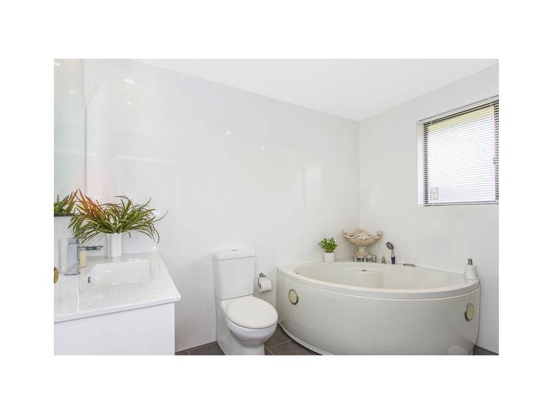 3 Tor Close, Umina Beach NSW 2257