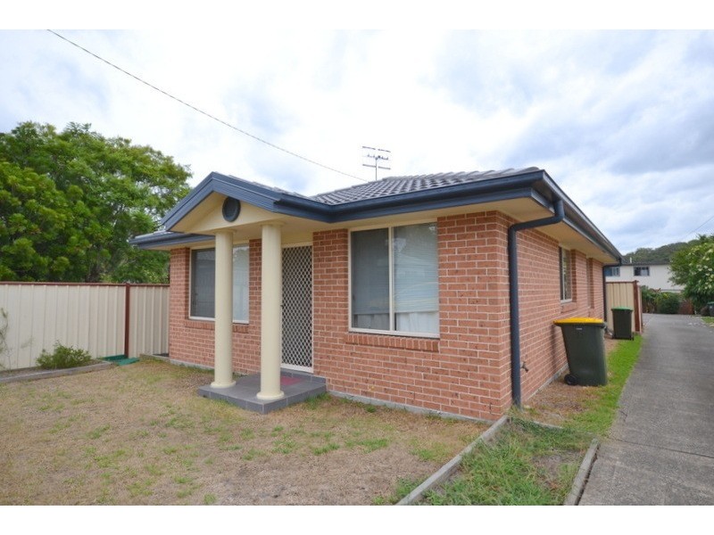 73 Waterview Street, Woy Woy NSW 2256