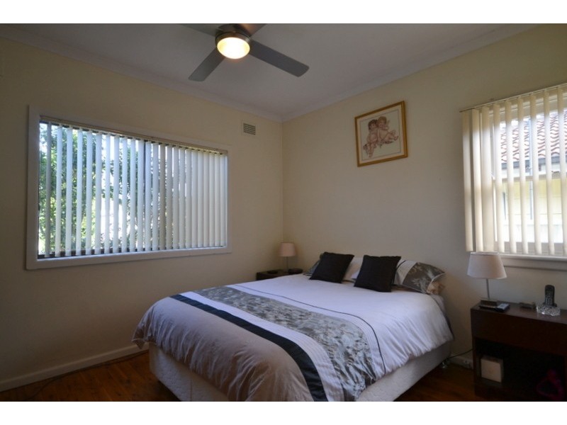 7 Oxford Street, Umina Beach NSW 2257