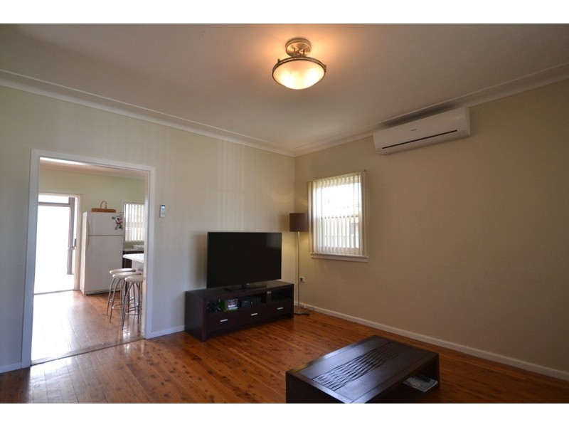 7 Oxford Street, Umina Beach NSW 2257