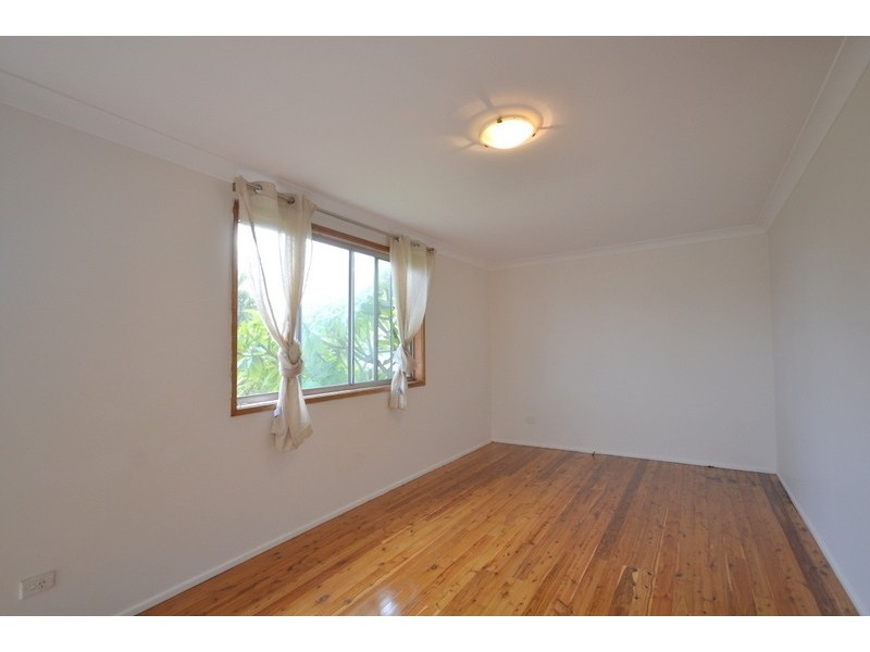 35 Beach Street, Ettalong Beach NSW 2257