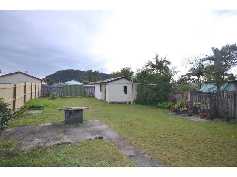 35 Beach Street, Ettalong Beach NSW 2257