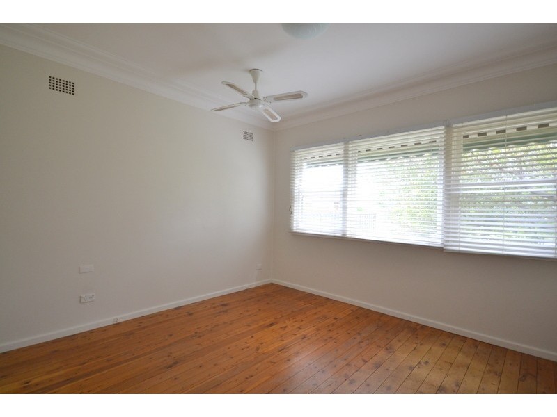 30 Birdwood Avenue, Umina Beach NSW 2257