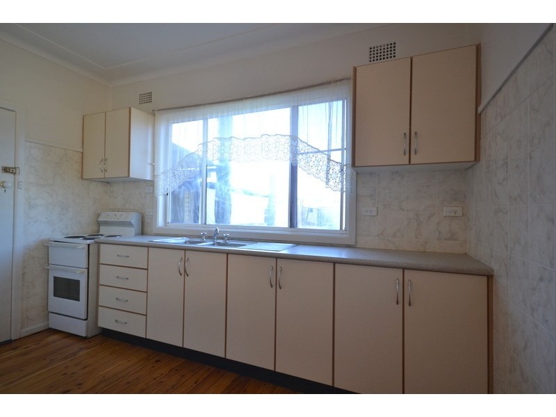 228 Trafalgar Avenue, Umina Beach NSW 2257