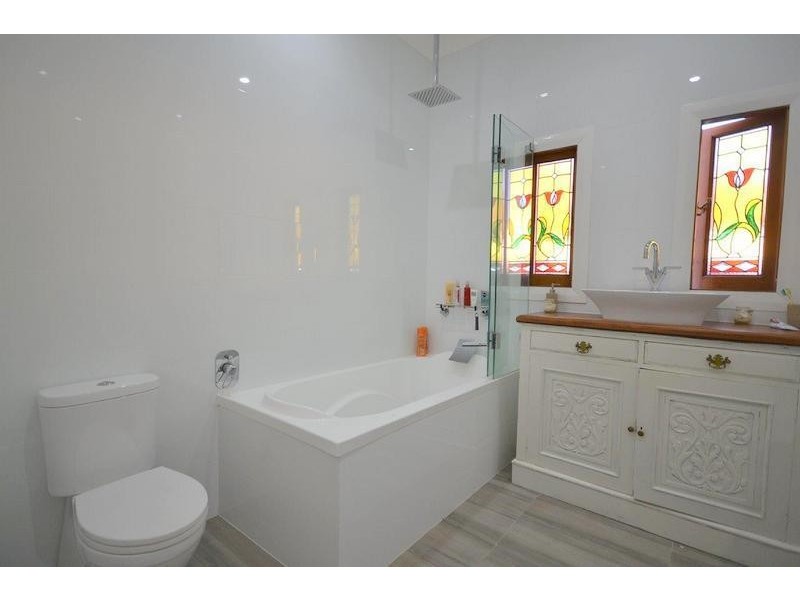 183 Barrenjoey Road, Ettalong Beach NSW 2257