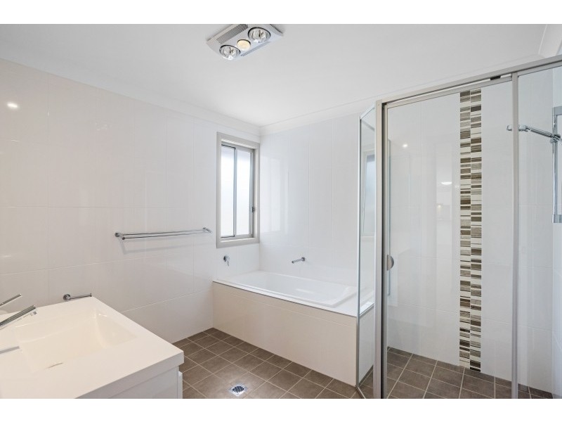 2/27 Farnell Road, Woy Woy NSW 2256