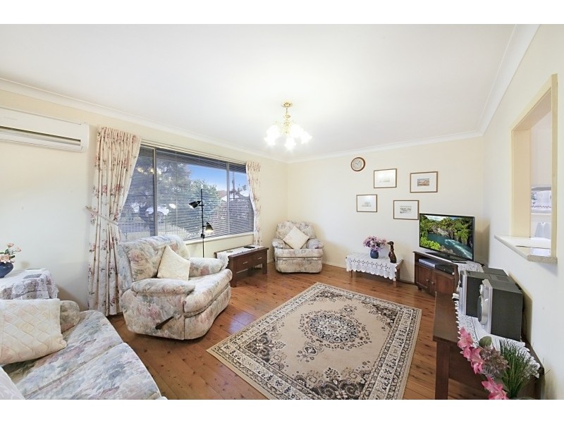 33 Breeze Street, Umina Beach NSW 2257