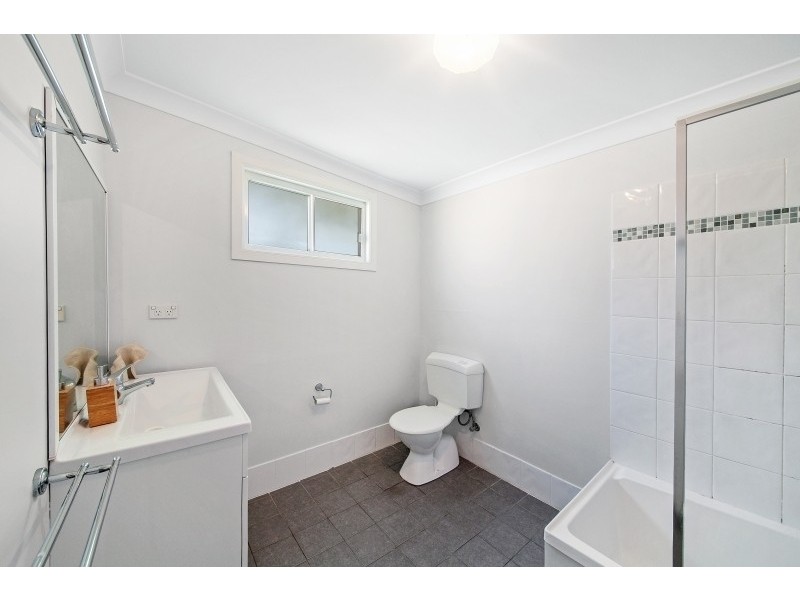 1 Lalina Avenue, Blackwall NSW 2256