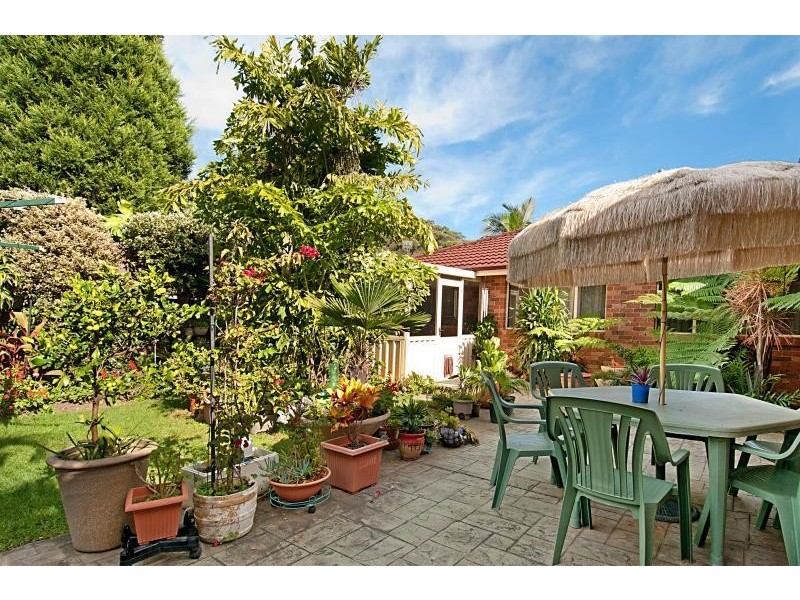 35 Cowper Road, Umina Beach NSW 2257