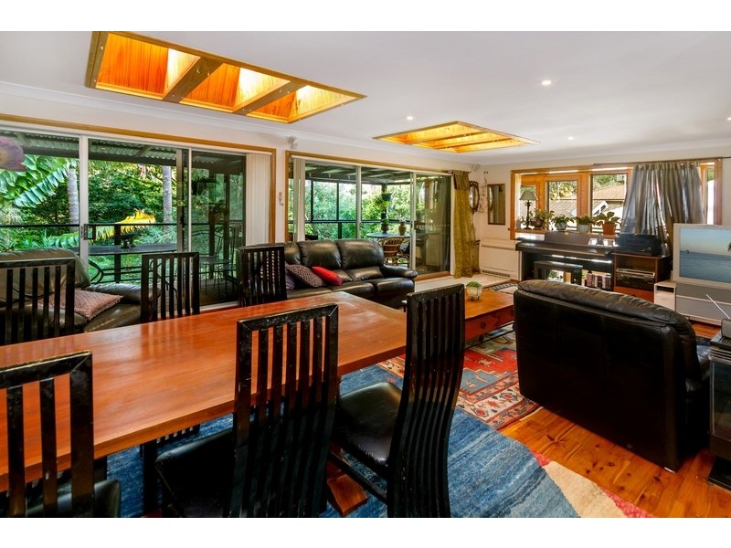 160 Mt Ettalong Rd, Umina Beach NSW 2257
