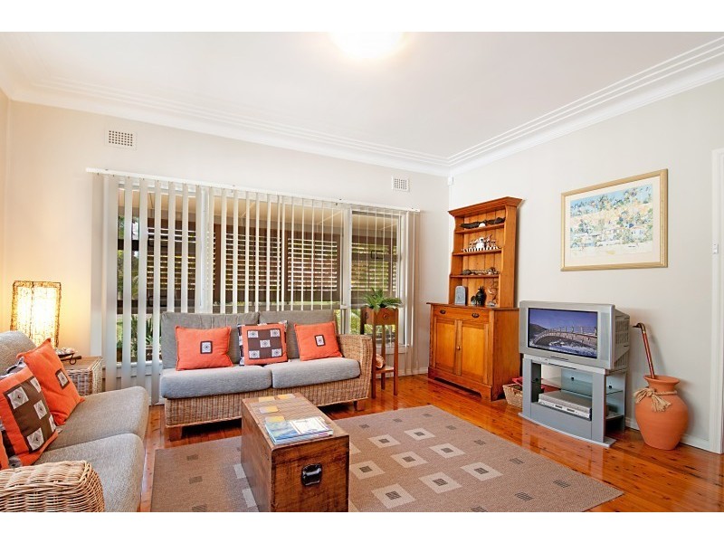 Blackwall NSW 2256