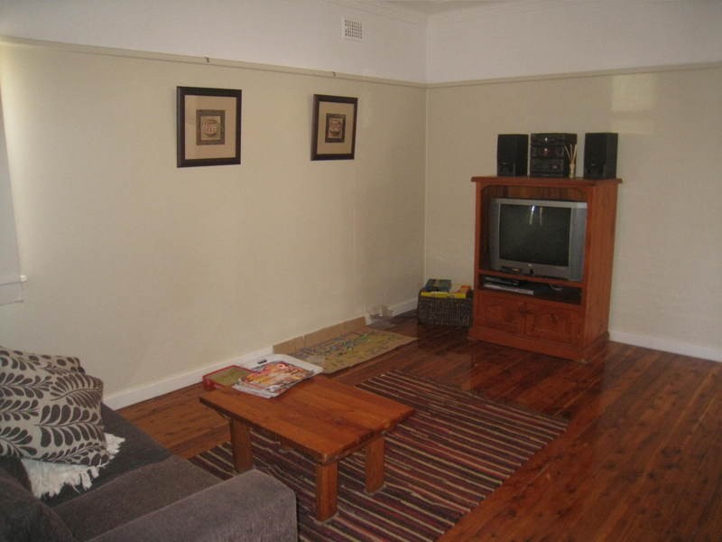 6  Leslie Street, Umina Beach NSW 2257