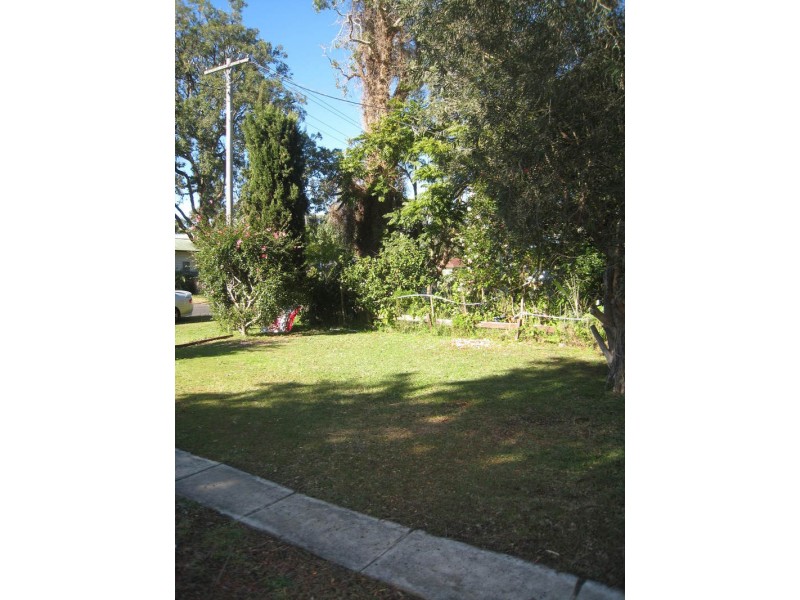 5  Lens Avenue, Umina Beach NSW 2257