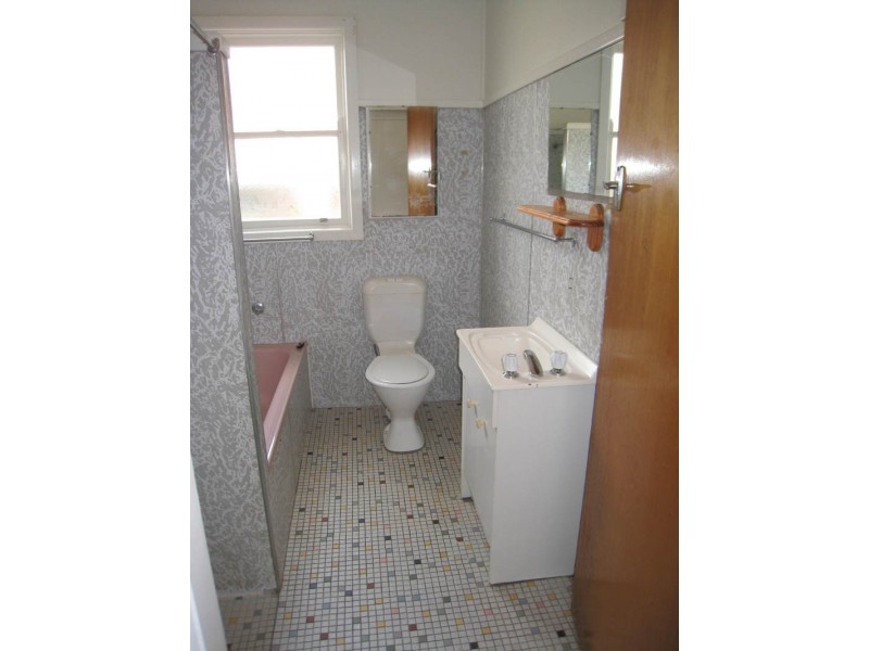 30 Birdwood Avenue, Umina Beach NSW 2257