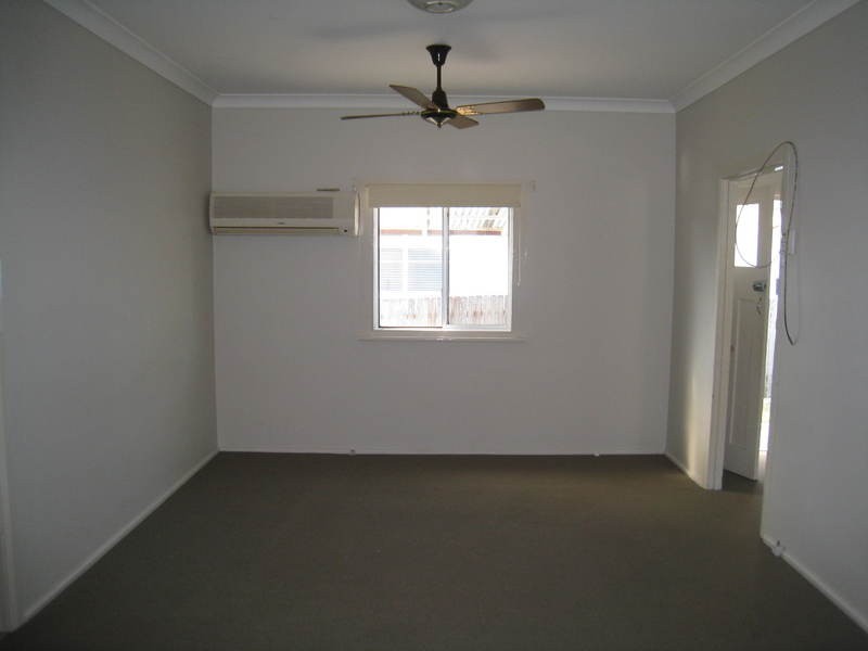 9 Wellington Street, Umina Beach NSW 2257