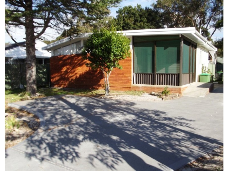 61 Glenn Street, Umina Beach NSW 2257
