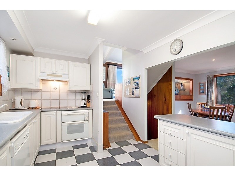 7 Hats Street, Killcare Heights NSW 2257