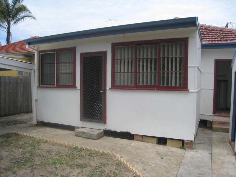 17 Hector Street, Umina Beach NSW 2257