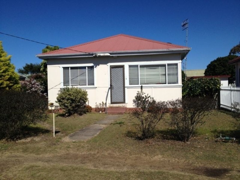 2 Wellington Street, Umina Beach NSW 2257
