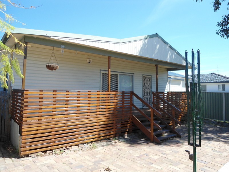 1 Alexandra Avenue, Umina Beach NSW 2257