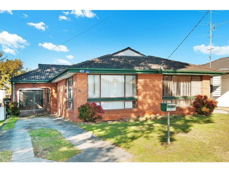 38 Dunalban Avenue, Woy Woy NSW 2256