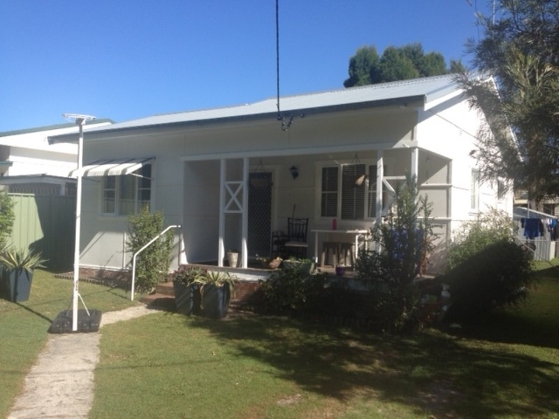 9 Commonwealth Avenue, Blackwall NSW 2256