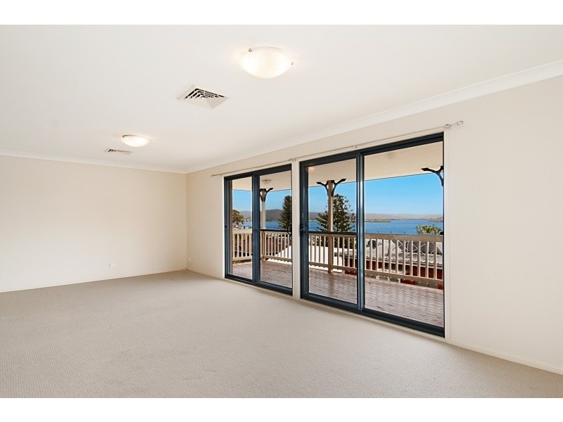 Blackwall NSW 2256
