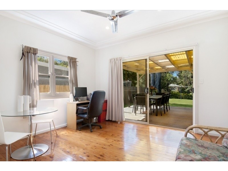 6 Yarrabin Road, Umina Beach NSW 2257