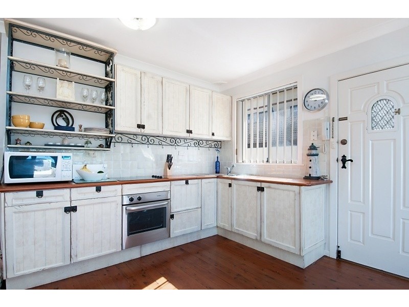 2/118 The Esplanade, Ettalong Beach NSW 2257