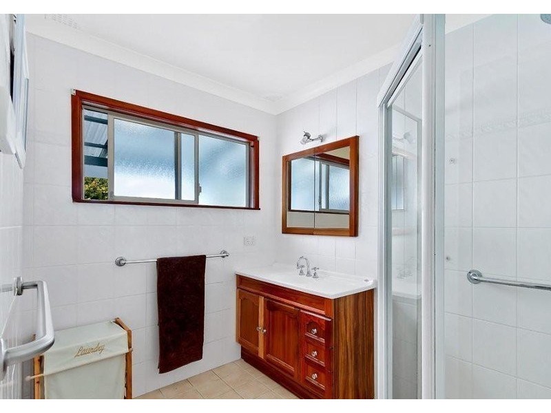 9  Oxley Road, Killarney Vale NSW 2261