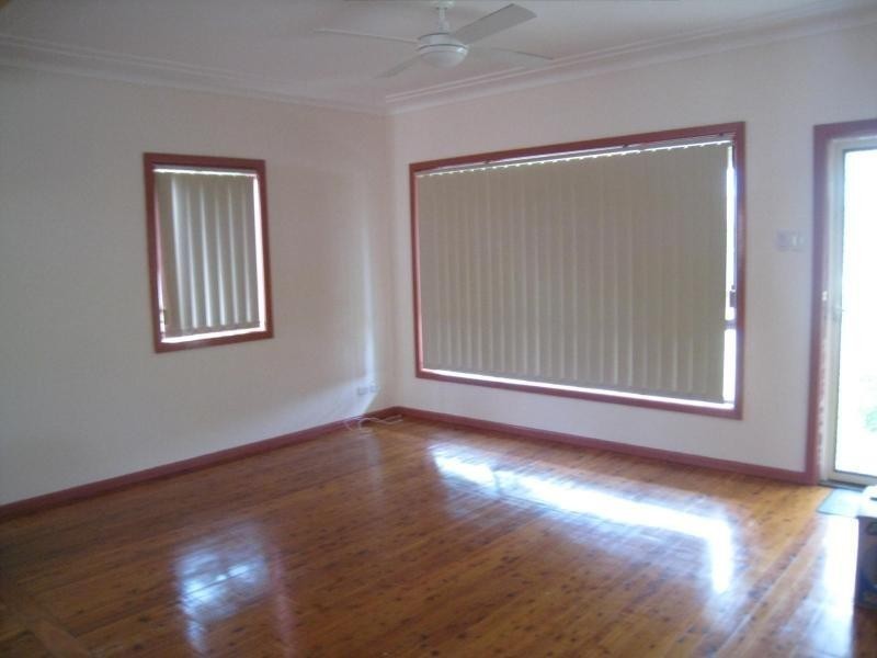 27 Nelson Street, Umina Beach NSW 2257