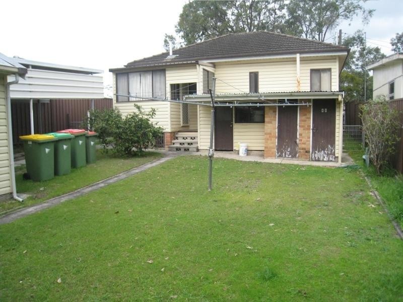 27 Nelson Street, Umina Beach NSW 2257