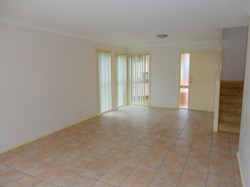 10/14a Woodward Avenue, Wyong NSW 2259