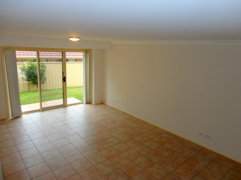 10/14a Woodward Avenue, Wyong NSW 2259