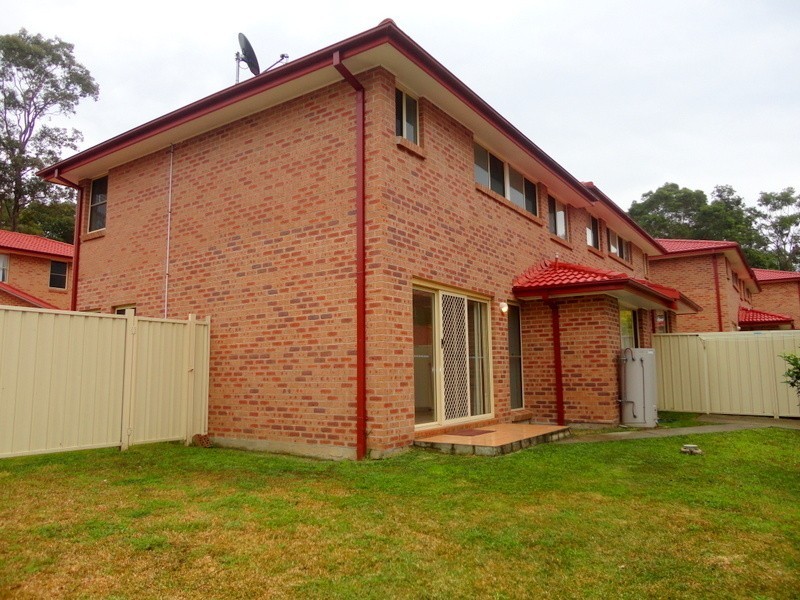 10/14a Woodward Avenue, Wyong NSW 2259