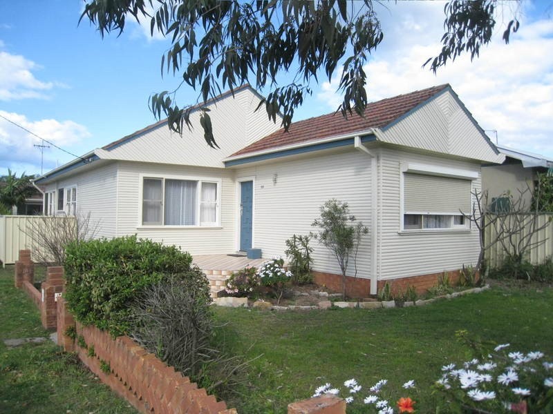 320 Ocean Beach Road, Umina Beach NSW 2257