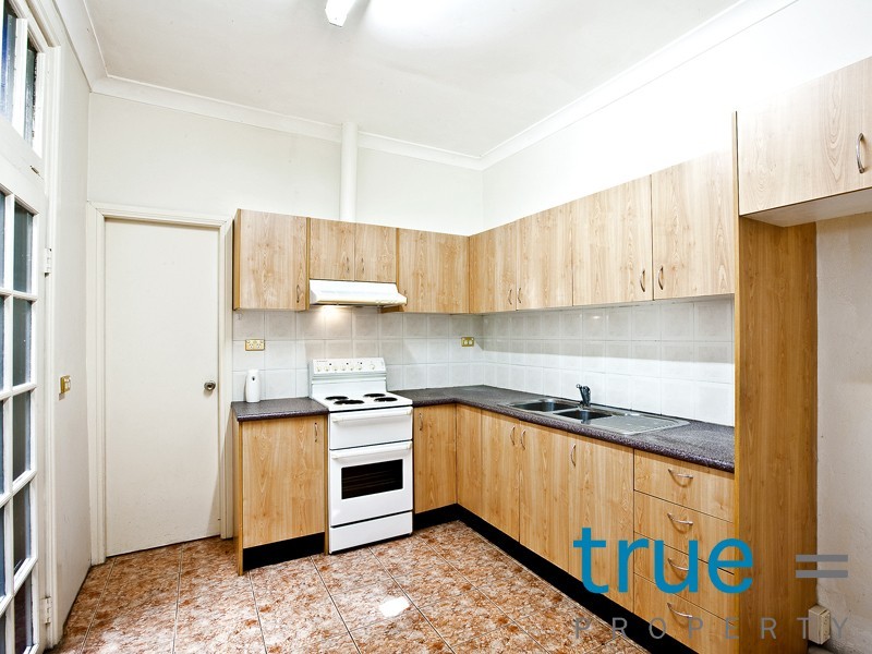 4 Thomas Street, Darlington NSW 2008