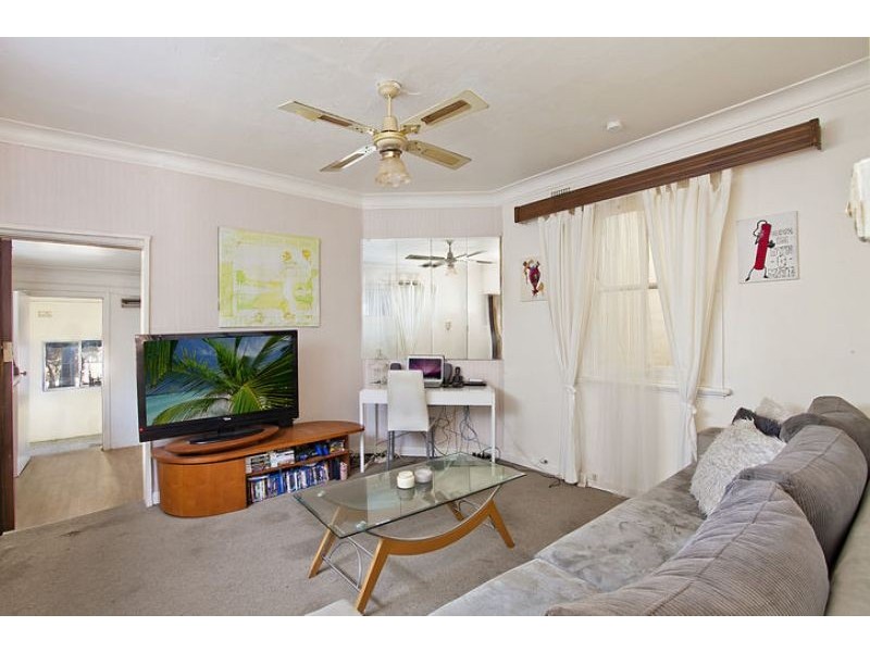 91 Kingsclear Road, Alexandria NSW 2015