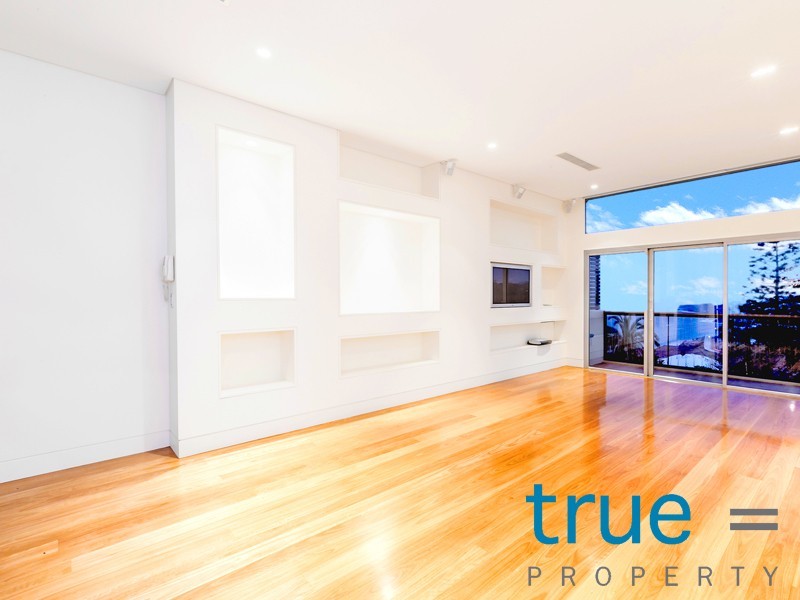 31 Fletcher Street, Tamarama NSW 2026