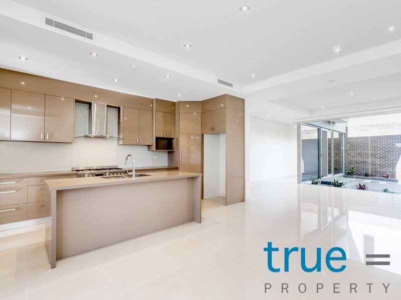 1 Mooculta Street, Russell Lea NSW 2046
