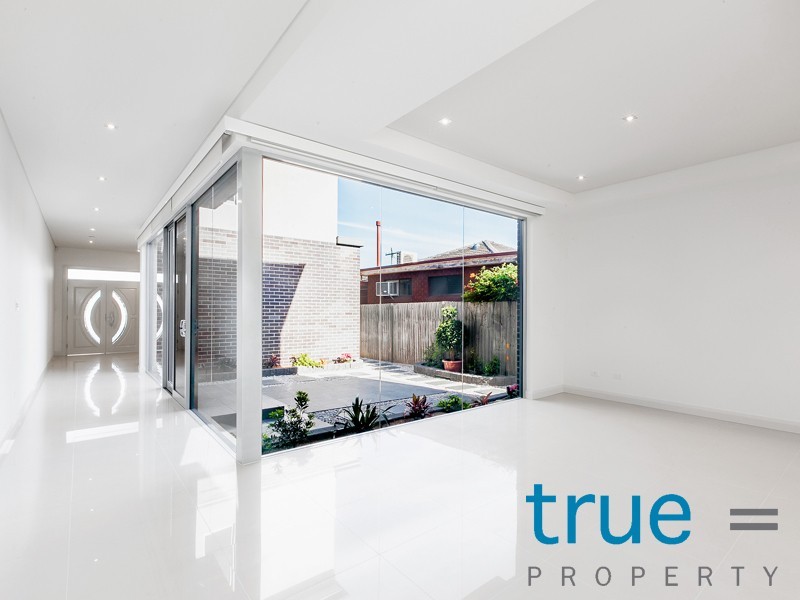 1 Mooculta Street, Russell Lea NSW 2046