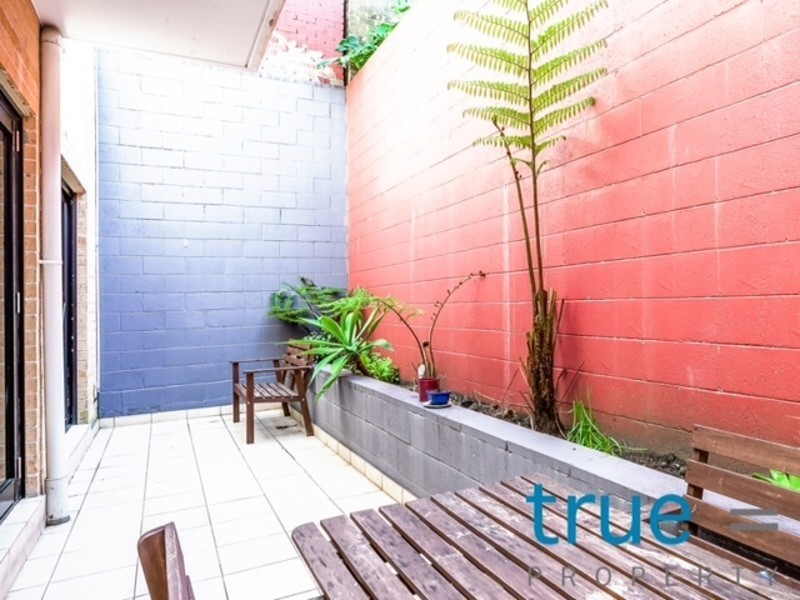 2/29-31 Renwick Street, Redfern NSW 2016