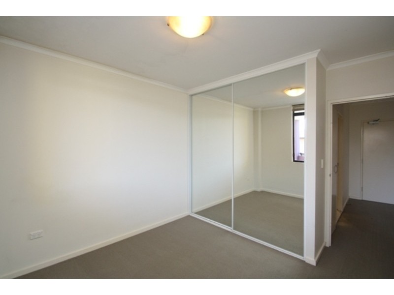 2705/32-36 Orara Street, Waitara NSW 2077