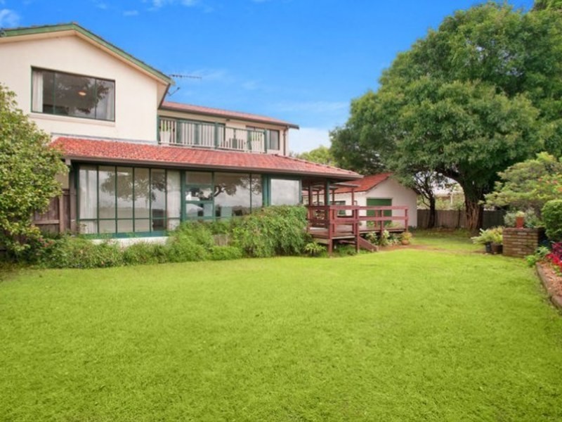 2 First Avenue, Rodd Point NSW 2046