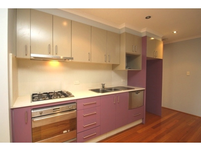 2/1-11 Broderick Street, Camperdown NSW 2050