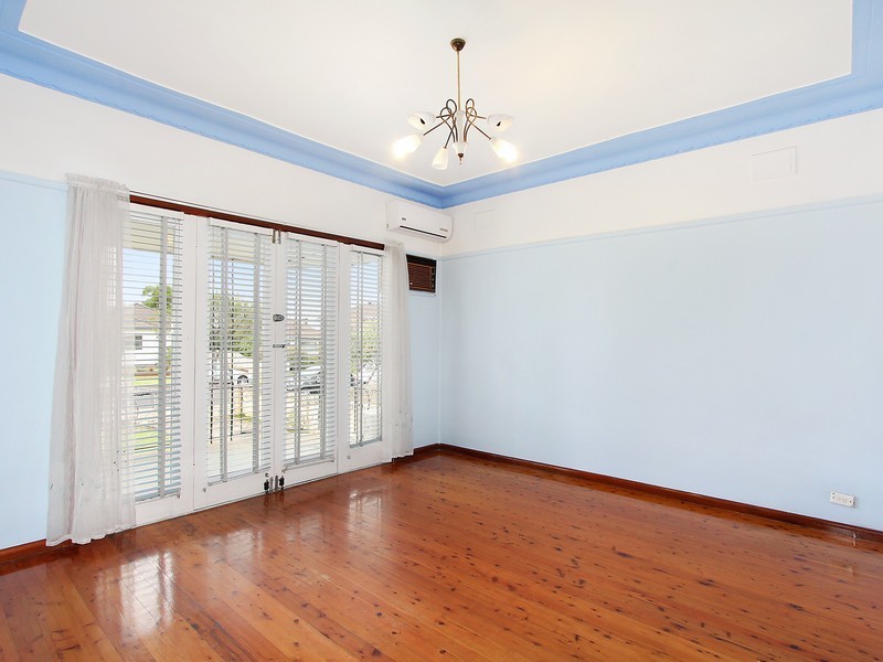 68  Mimosa Road, Greenacre NSW 2190